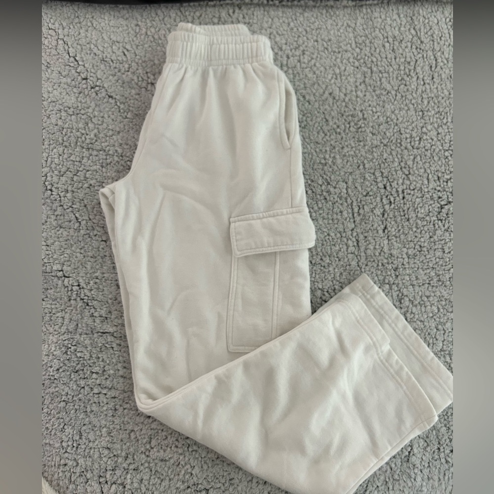 Straight leg sweatpants